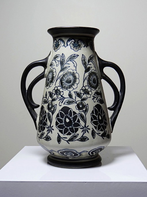 Antique Art Deco 1920-40 stoneware vase, Art Nouveau & chinoiserie style, decoration