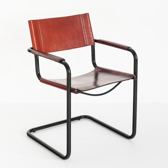 Silla voladiza modelo MG5 en edición de piel de Matteo Grassi. Italia, años 90. – Sillas de comedor, Iron (photo 4 of 15)
