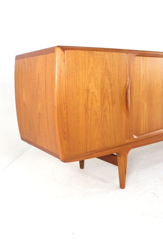 Image 1 of Johannes Andersen pour Uldum mobelfabrk buffet vintage