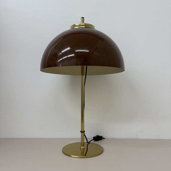 Image 1 of Lampada da tavolo vintage a fungo con base in metallo dorato , anni '70