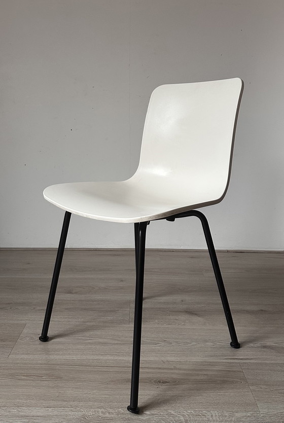 Image 1 of 6x Vitra Hal design chairs