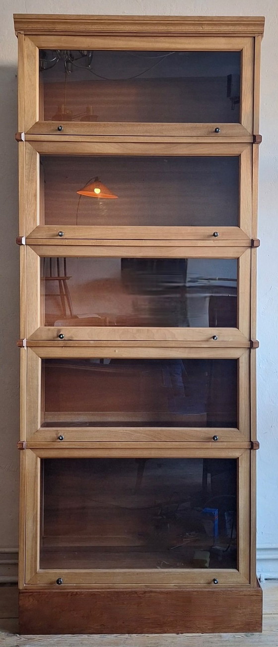 Image 1 of Globe-Wernicke Stapelbarer „Anwaltsbücherschrank“, USA 1920