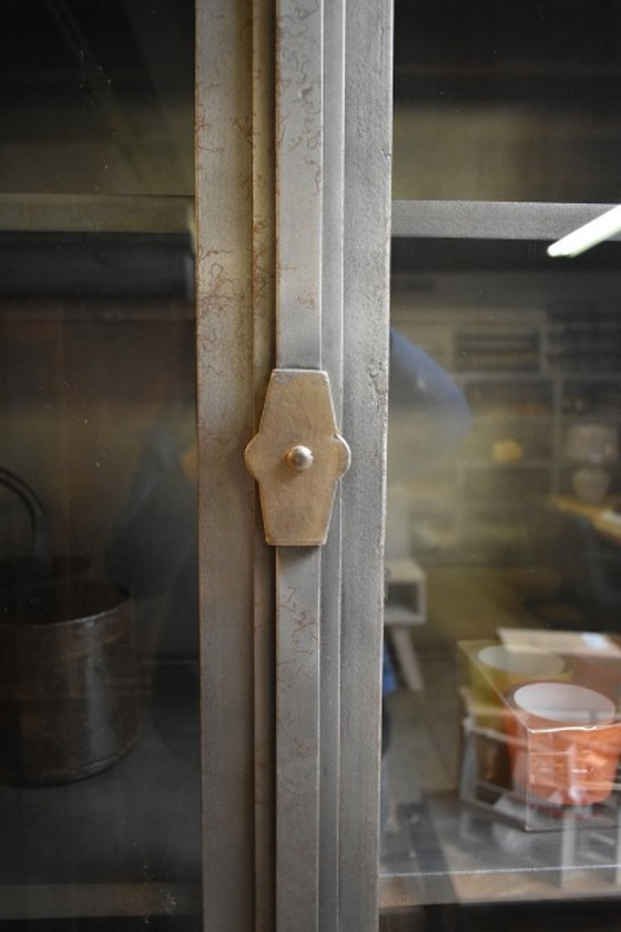 Image 1 of Vitrina metálica 92*40*200 cm