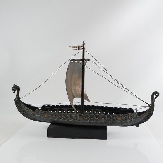 Image 1 of Drakkar Viking vintage Edward Aagaard 43 cm