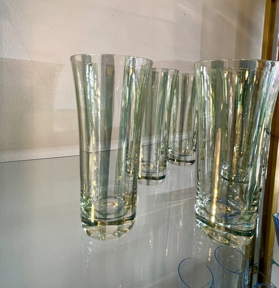 Image 1 of 6 mondgeblazen iriserende kristallen glazen van Josef Franck