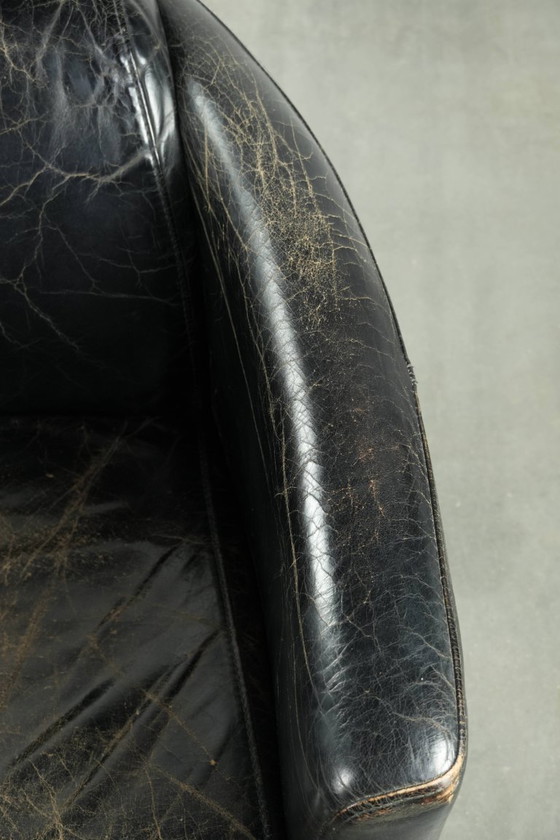 Image 1 of Leuke rundleren aviator fauteuil in stoer zwart vintage rundleer met een stoer een rijk patina