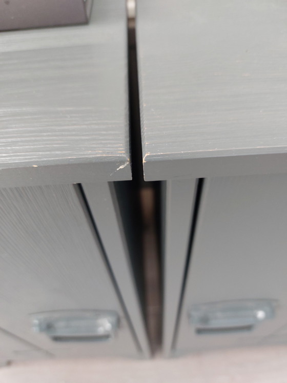 Image 1 of WOOOD nachtkastjes Kluis staalgrijs 2 stuks