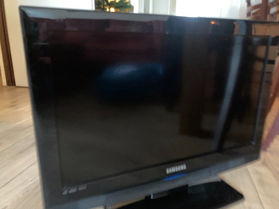 Image 1 of Samsung TV