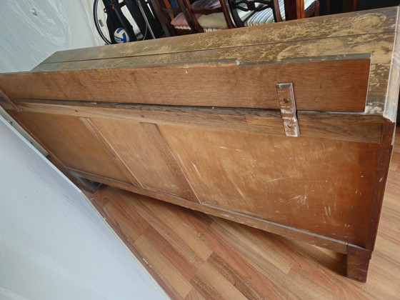Antique solid oak sideboard, Jacobean Revival, ca. 1925, rich wood carving, Merk onbekend, Other, Brown (photo 9 of 9)