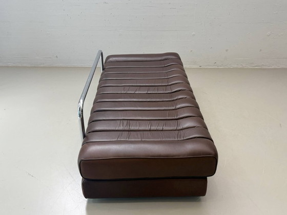 Image 1 of Iconische DS-85 slaapbank van De Sede, cognacbruin, Zwitserland, jaren 60.