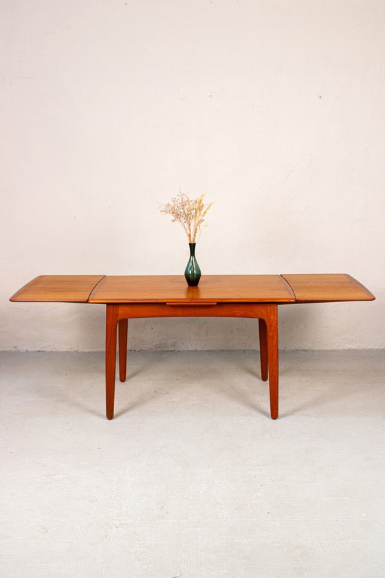 Danish Mid-Century Dining table in Teak by Svend Åge Madsen, 1960s, Mid Century Modern (photo 9 of 17)