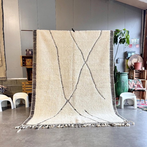 Rug Interior Living Room - Moroccan Berber Beni Ourain Rug 205x290 cm