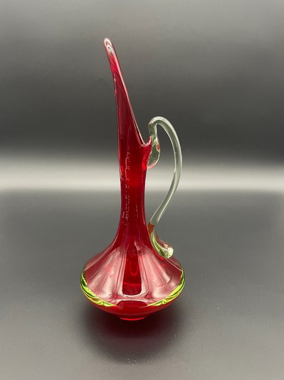 Vase Sommerso vintage à bec – verre rouge et verre à l'uranium – style Murano – Glass (photo 7 of 7)