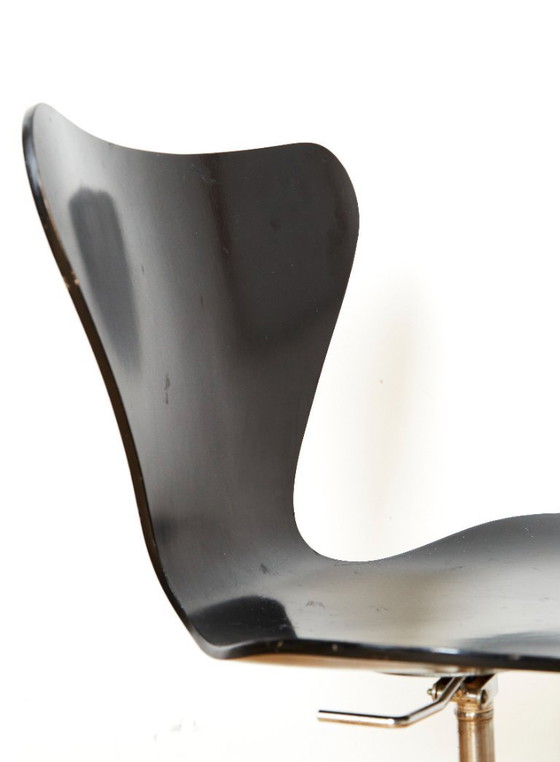 Image 1 of Arne Jacobsen 3117 Serie 7 Office Chair for Fritz Hansen