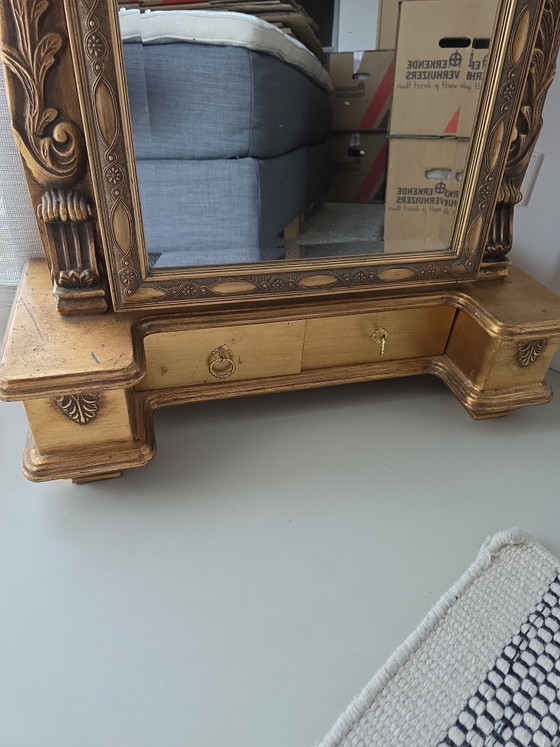 Image 1 of Classic rug mirror