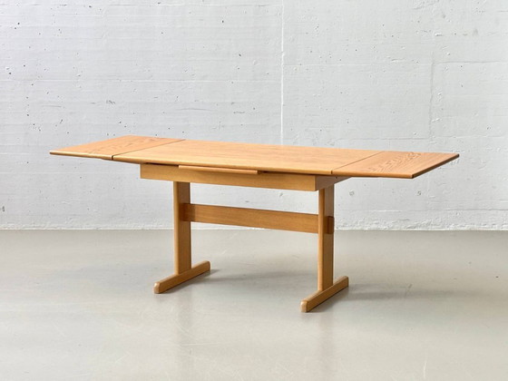 Image 1 of Scandinavian-style oak dining table with extendable ends, 1970s