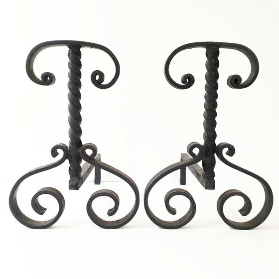 Image 1 of PAAR MODERNISTISCHE HAARDKAPJES VAN GEGOTEN STAAL JAREN 60/70 VINTAGE JAREN 60/70