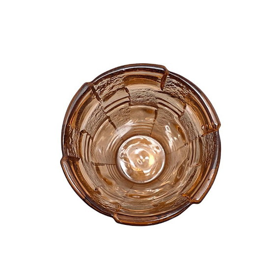 Französische Art Deco Vase aus rosa Pressglas – Vasen (photo 5 of 5)
