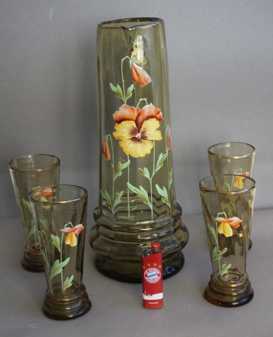 Image 1 of Antike hohe Bierkanne Krug grünes Glas Emailmalerei Blumen um 1900 mit 4 Gläsern