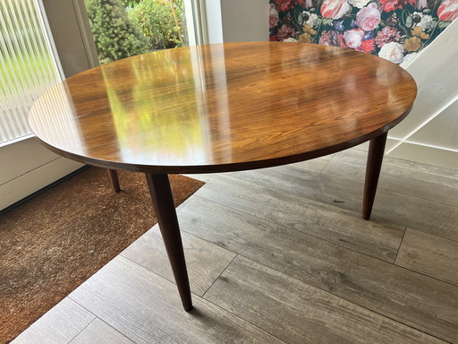 Beautiful round teak wooden vintage coffee table