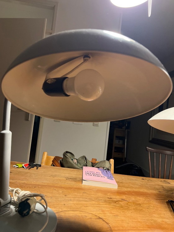 Hala Desk Lamp – Table lamps, polished steel (photo 3 of 5)