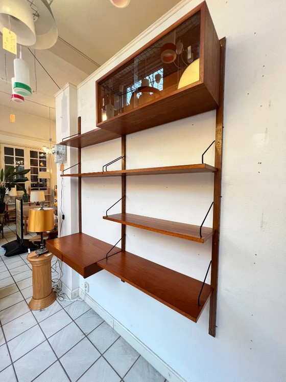 Image 1 of Sistema a parete vintage Poul Cadovius Royal System in teak, anni '60