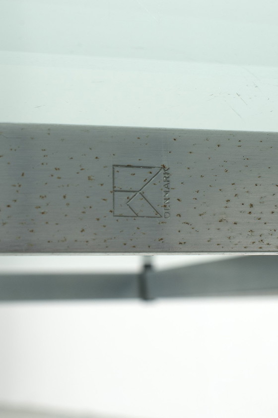 Image 1 of Table basse Poul Kjærholm PK-61