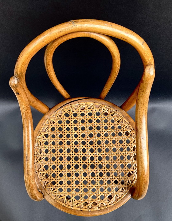 Antique Thonet Doll Chair in Bentwood & Cane, c.1900 – Decorative Objects, Rattan (photo 7 of 8)