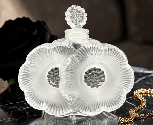 Lalique - Flacon de Parfum "Deux Fleurs"