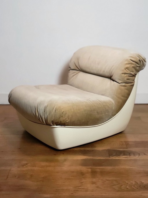 Poltrona vintage in stile Space Age in velluto color oro