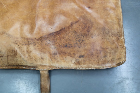 Image 1 of 1930er Jahre Tschechoslowakische dicke Leder-Turnmatte, patiniert