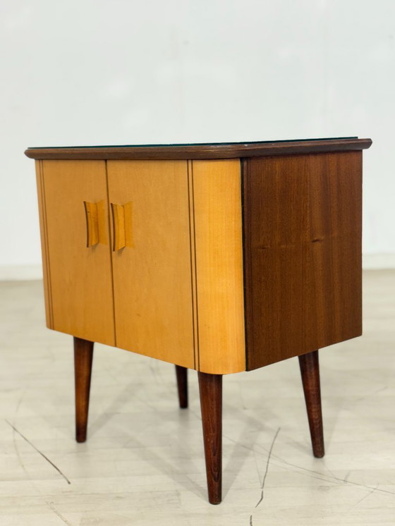 Image 1 of 2x comodini vintage / comodini / tavolini laterali / cassettiere metà secolo