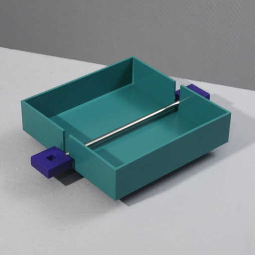 Portasciugamani "Euclid" di Michael Graves & Alessi, design Memphis, anni '80