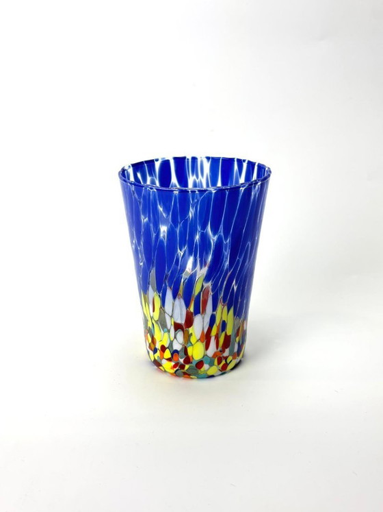 Image 1 of Set aus 6 venezianischen mundgeblasenen Gläsern mit farbigem Murano-Granulat, handgefertigt in Italien.