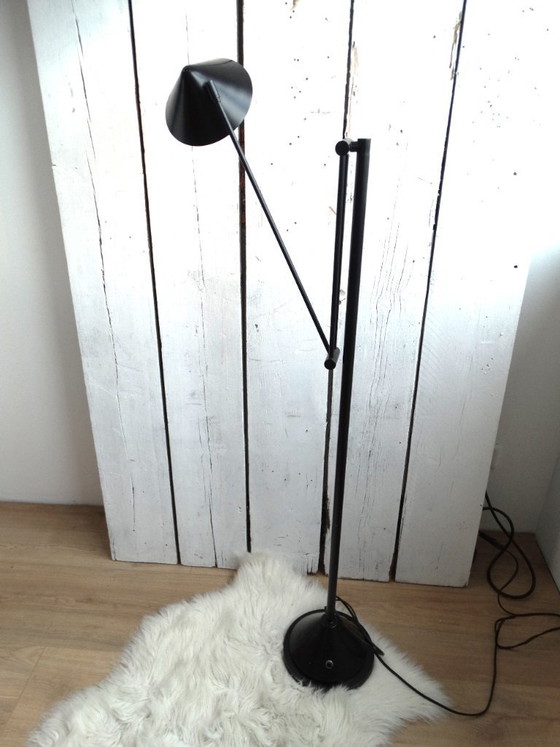Image 1 of Pola Amstelveen, minimalist lamp, black edition.