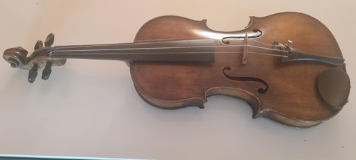 Violín J. Atrichte de 1914 / fabricado según Stradivarius