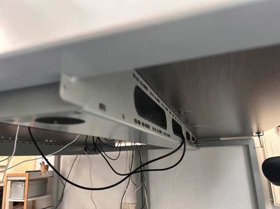 Image 1 of Scrivania 200x100 cm - Altezza regolabile