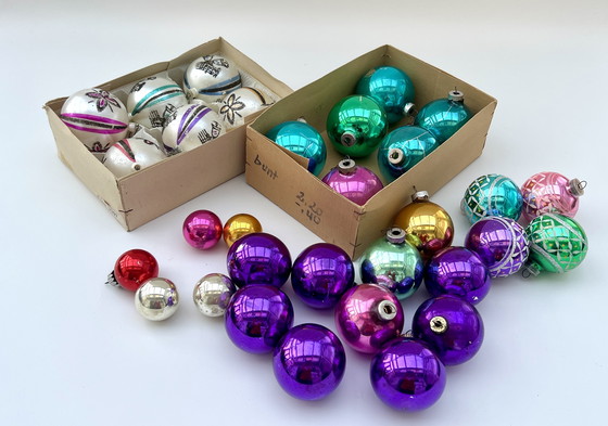 Image 1 of Collectie vintage glazen kerstboomversieringen – jaren 1950-1970