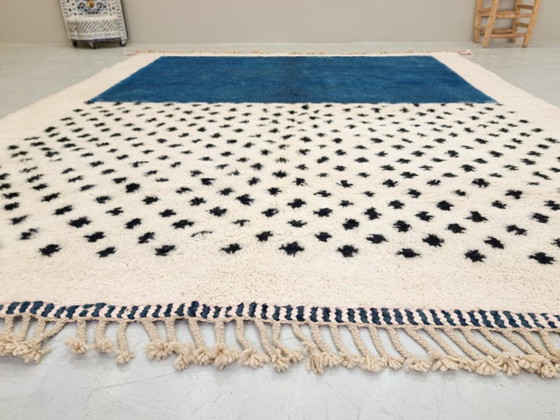 Image 1 of Prächtiger, handgefertigter, dekorierter Teppich, 200 cm x 300 cm