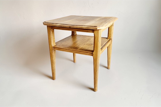 Image 1 of Bijzettafel of salontafel uit de jaren 1940 - Massief eikenhout