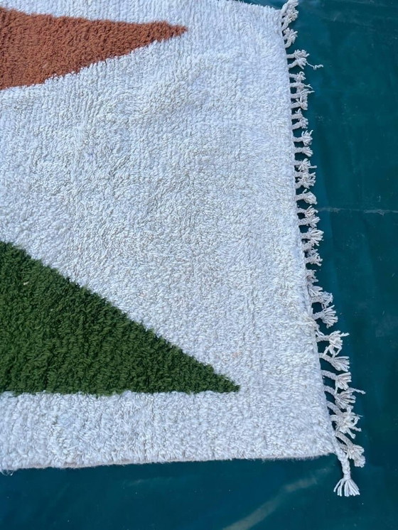 Image 1 of Tapis berbère en laine pure fait main traditionnelle 2/3 m