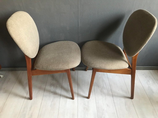 2 x Louis van Teeffelen Dining table chairs Jr. 60