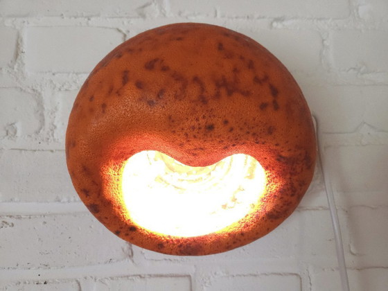 Image 1 of Keramieken vintage tafellamp, chamotte klei, oranje brutalist aardewerken mcm lamp