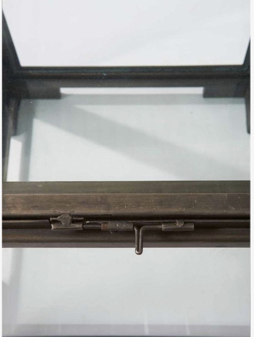 2 x salontafel Les Puces showcase coffeetable