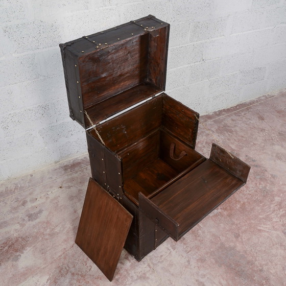Rollbarer Reisekleiderschrank mit Fächern – Reisetaschen, Metall, Vintage (photo 2 of 26)