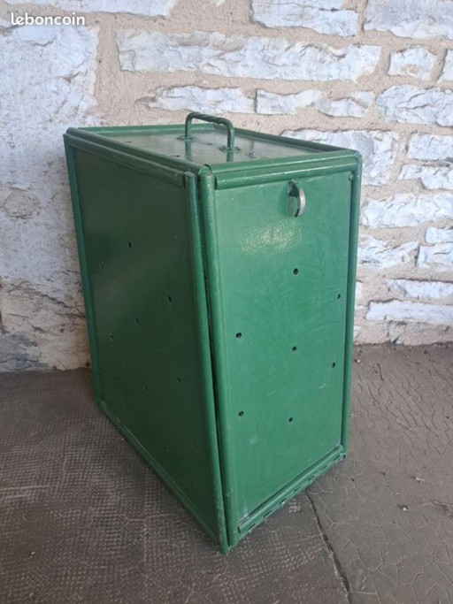 Caja de almacenamiento o transporte para maletero, con extractor de maletero, 47 x 26 x 36 cm (alto x ancho x profundidad).