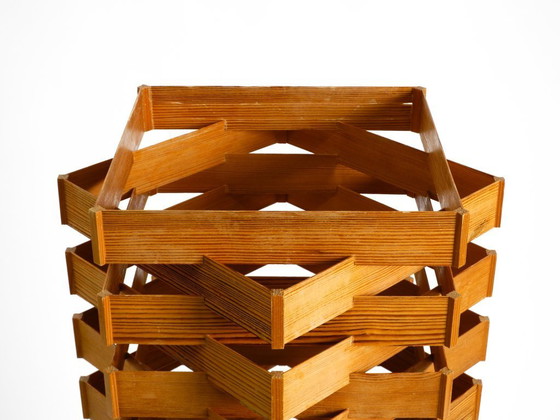 Image 1 of Grote, zeldzame vloer- of tafellamp uit de jaren 60 van grenenfineer — Scandinavische productie | Hoogte 120 cm