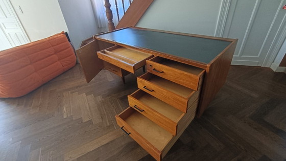 Prachtig VINTAGE bureau – Wood (photo 3 of 8)