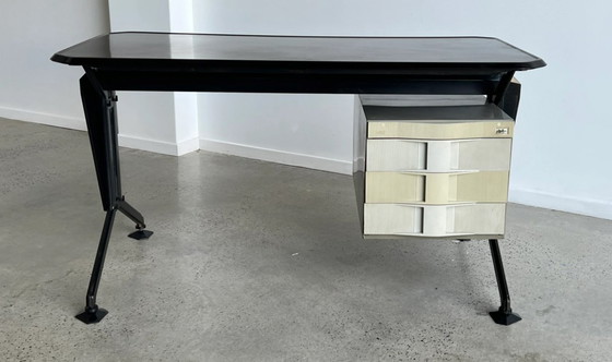 Image 1 of Oficina de ARCO Olivetti