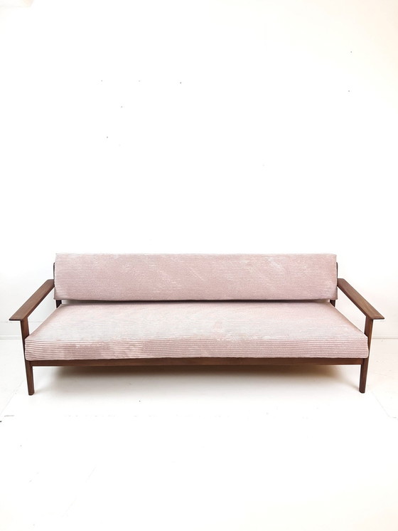 Image 1 of Panca vintage in teak, rosa pastello chiaro, recentemente rivestita